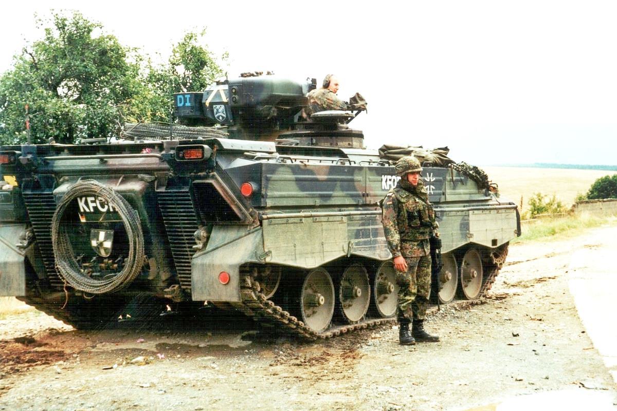 냉전기에 사용되던 마르더 장갑차 Mezha.Media.jpg
