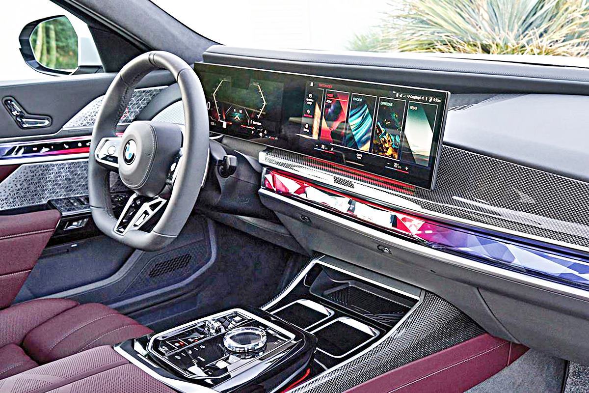 2024년식 BMW 5시리즈 내부 예상도.jpg