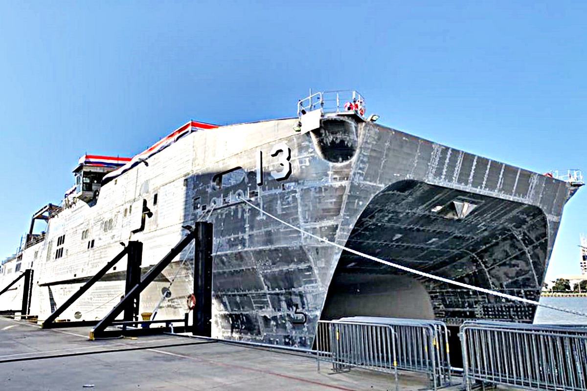 썸네일 Naval News.jpg