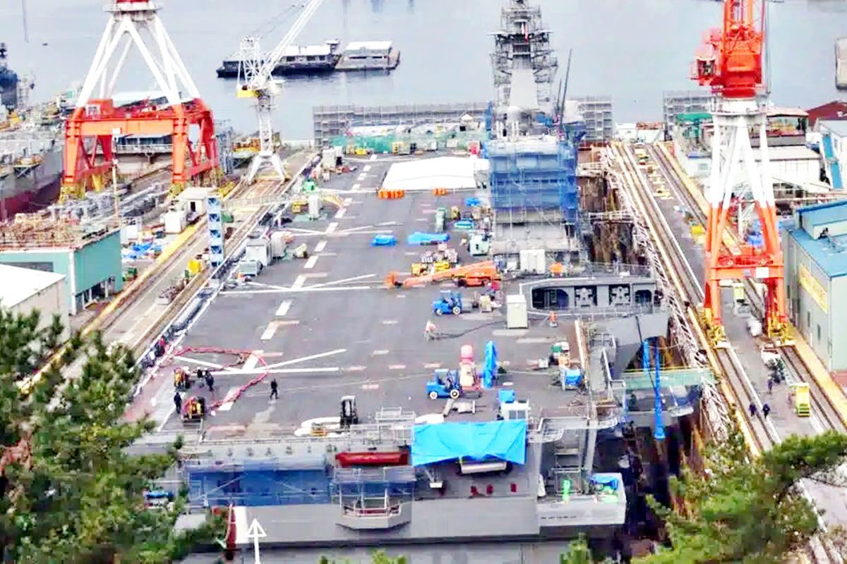 개보수 중인 카가호 NAVALNEWS.jpg