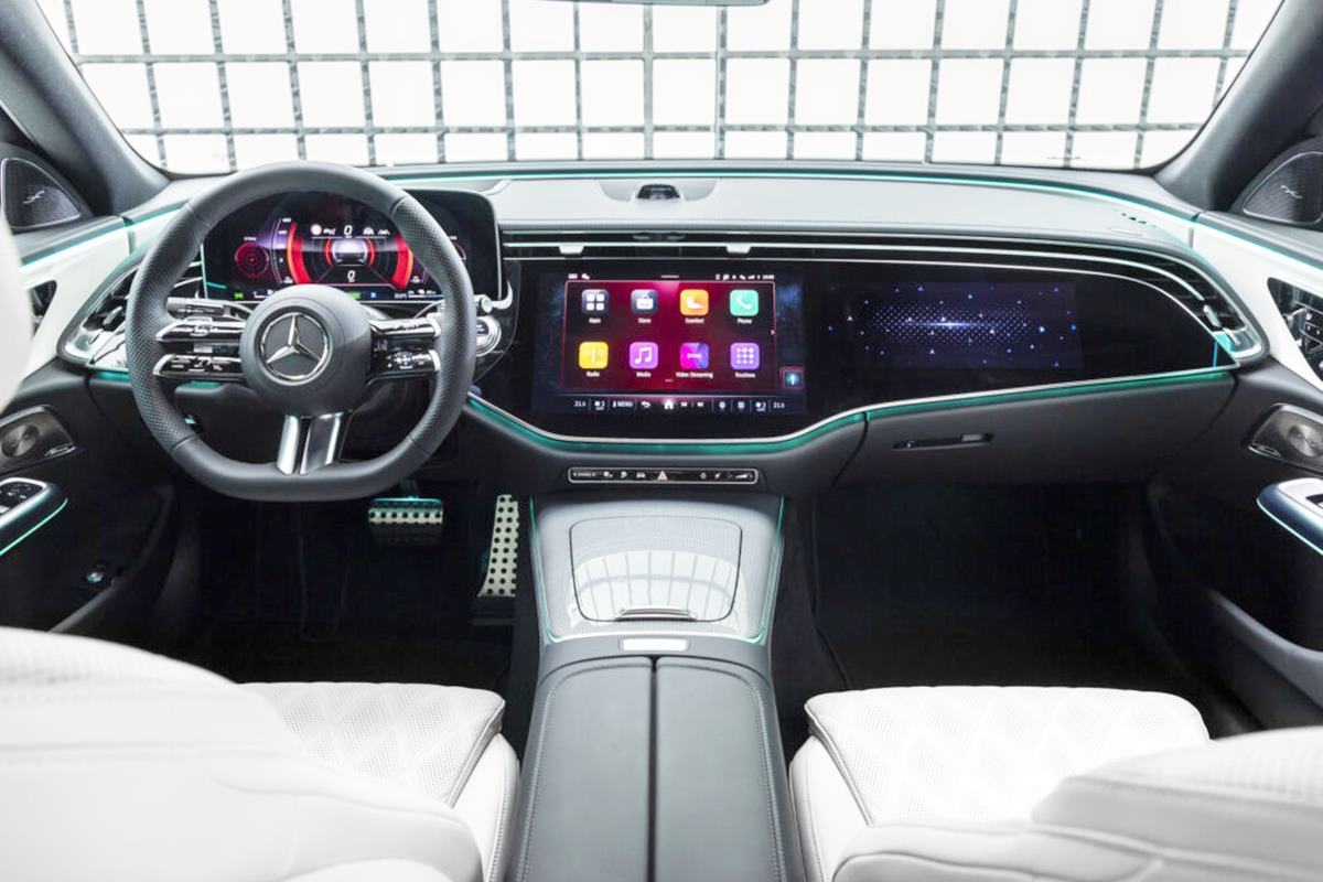 2024년식 메르세데스 벤츠 E-클래스 내부.jpg