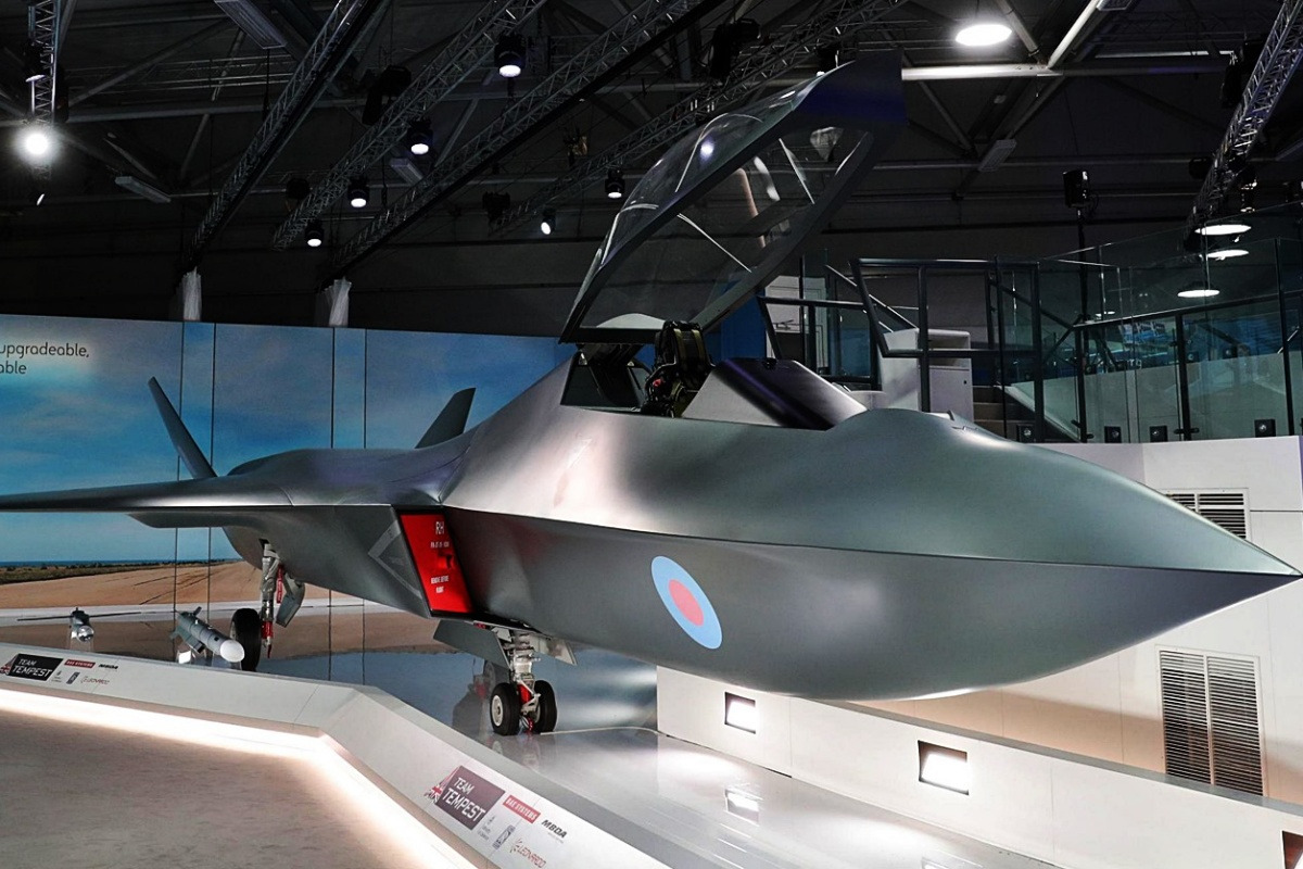 전시된 템페스트.jpg