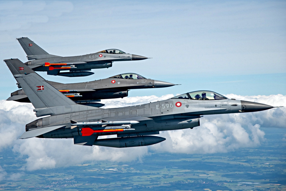 덴마크-F-16-5.jpg