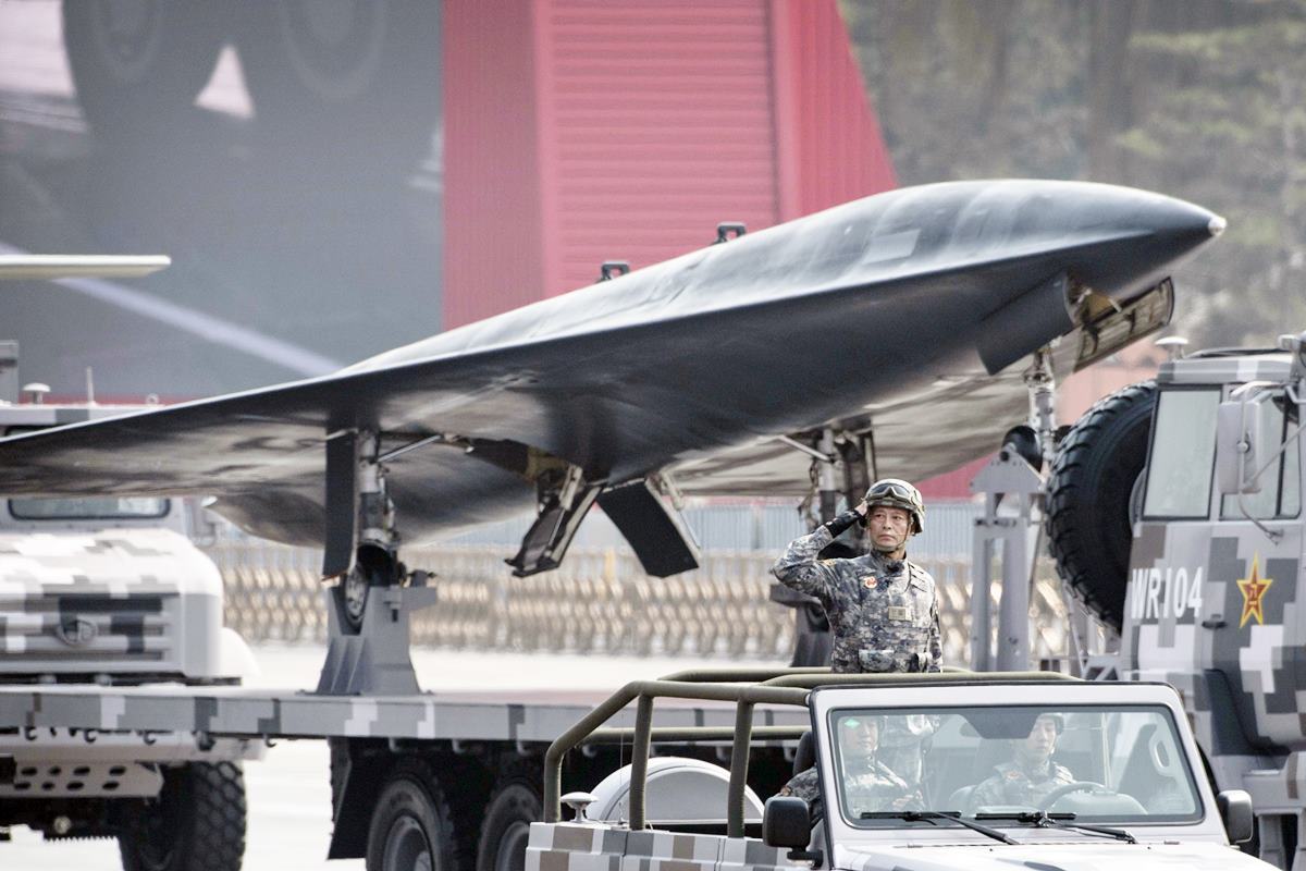 중국의 극초음속 드론.jpg