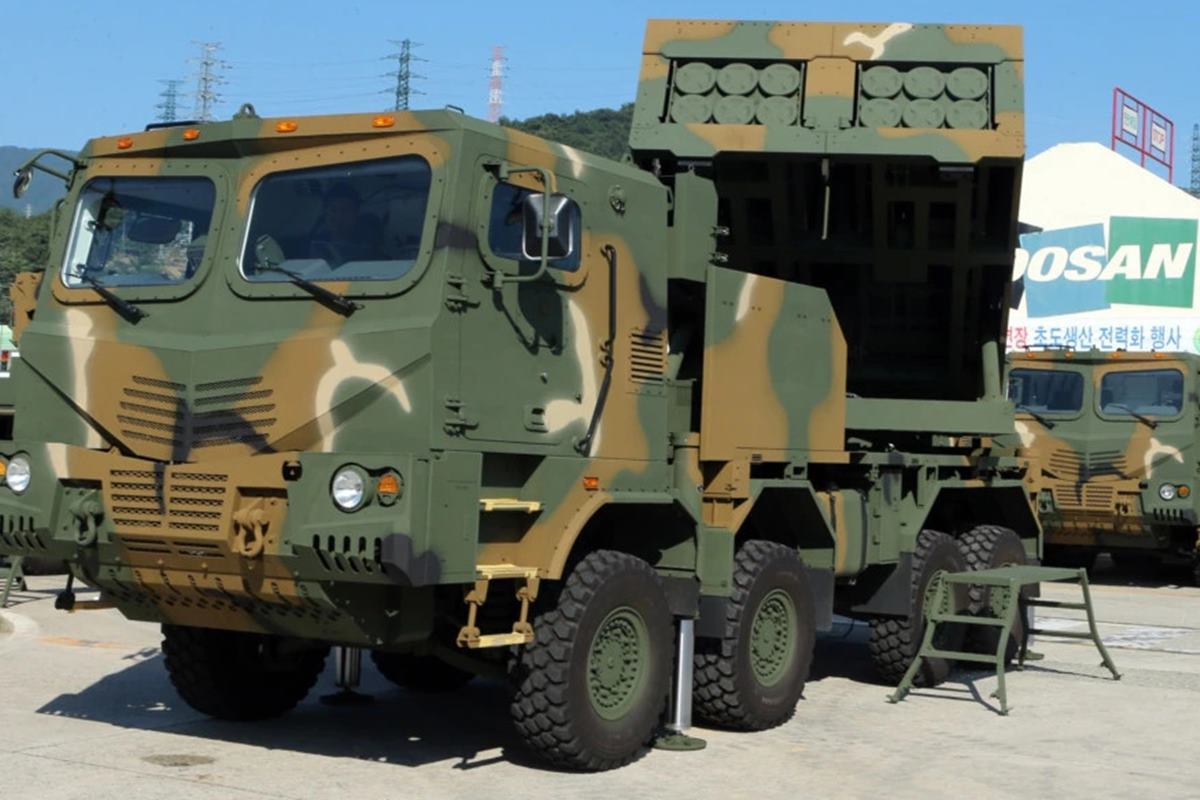 수정됨_다연장로켓 천무.jpg