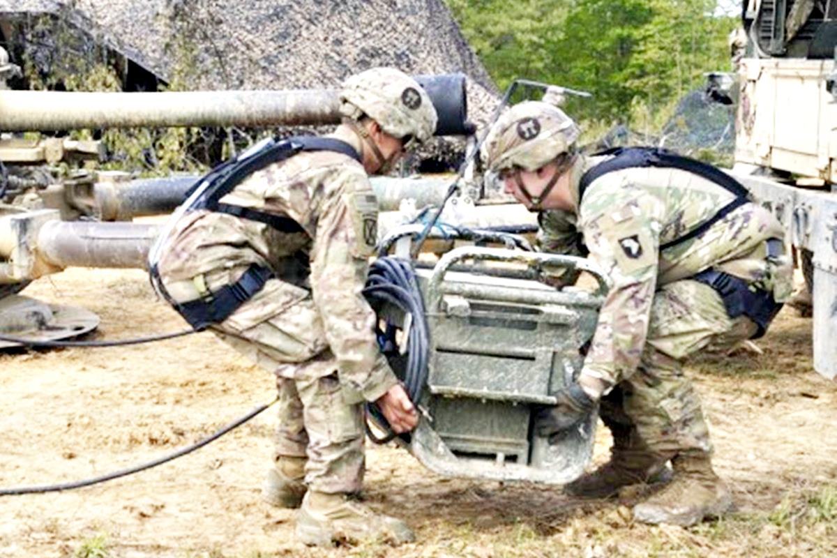 군대에는 무거운 물건이 많기에 병사들에게 큰 도움이 되었다.jpg