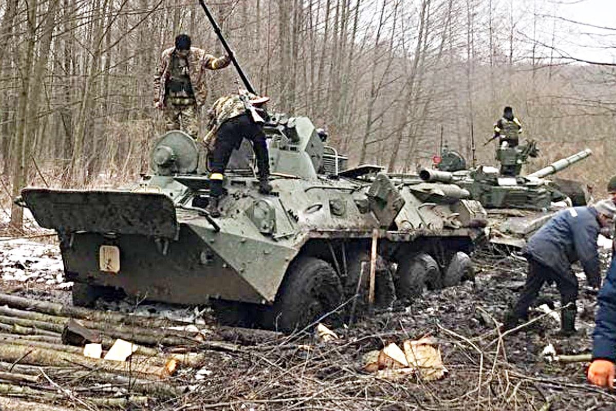 라스푸티차를 이겨내는 우크라이나 인들.jpg