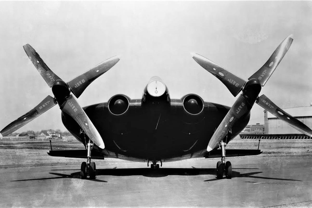 플라잉 팬케이크 정면.jpg