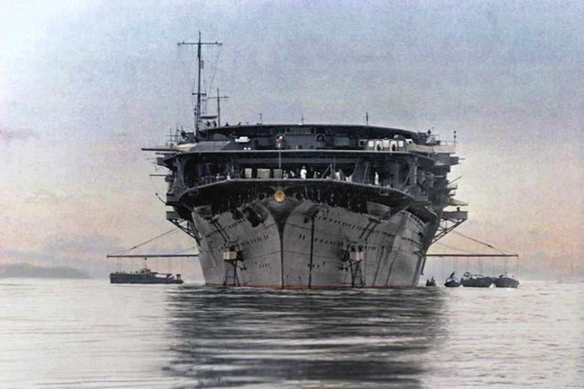 아카기 정면.jpg