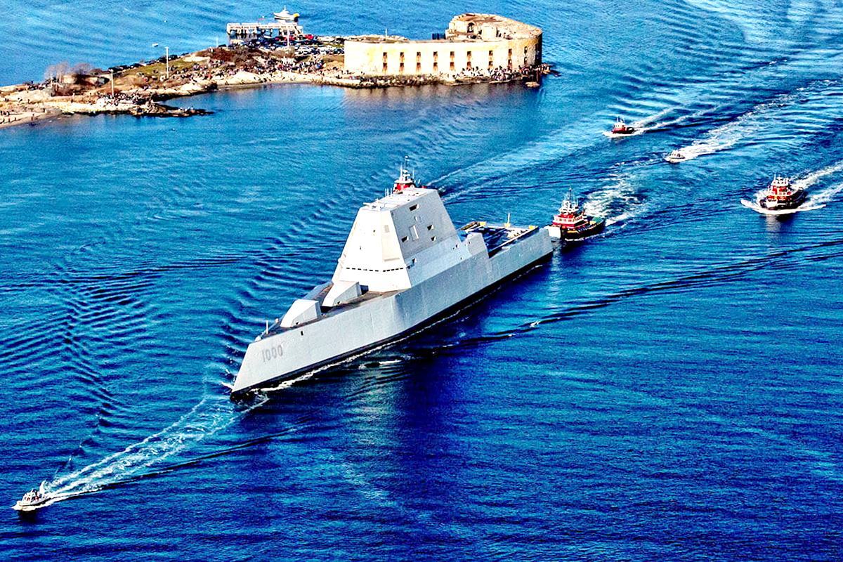 줌왈트급 구축함 레이시온.jpg