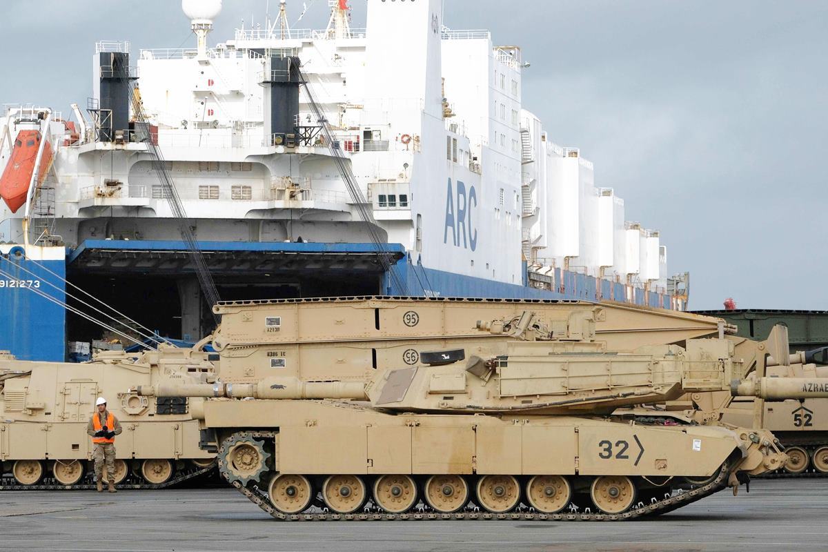 우크라이나에 보내질 M-1 에이브람스 전차 사진 출처 = 'The Newyork Times'.jpg