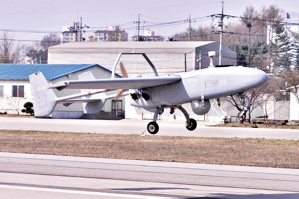 RQ-101 송골매 드론 방위산업전략포럼.jpg