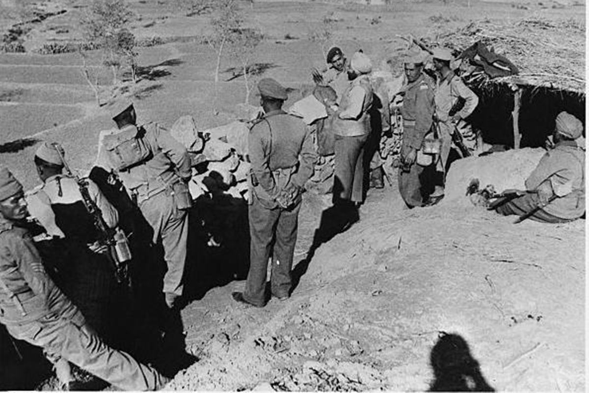 1962년 중인전쟁 중의 인도군.jpg