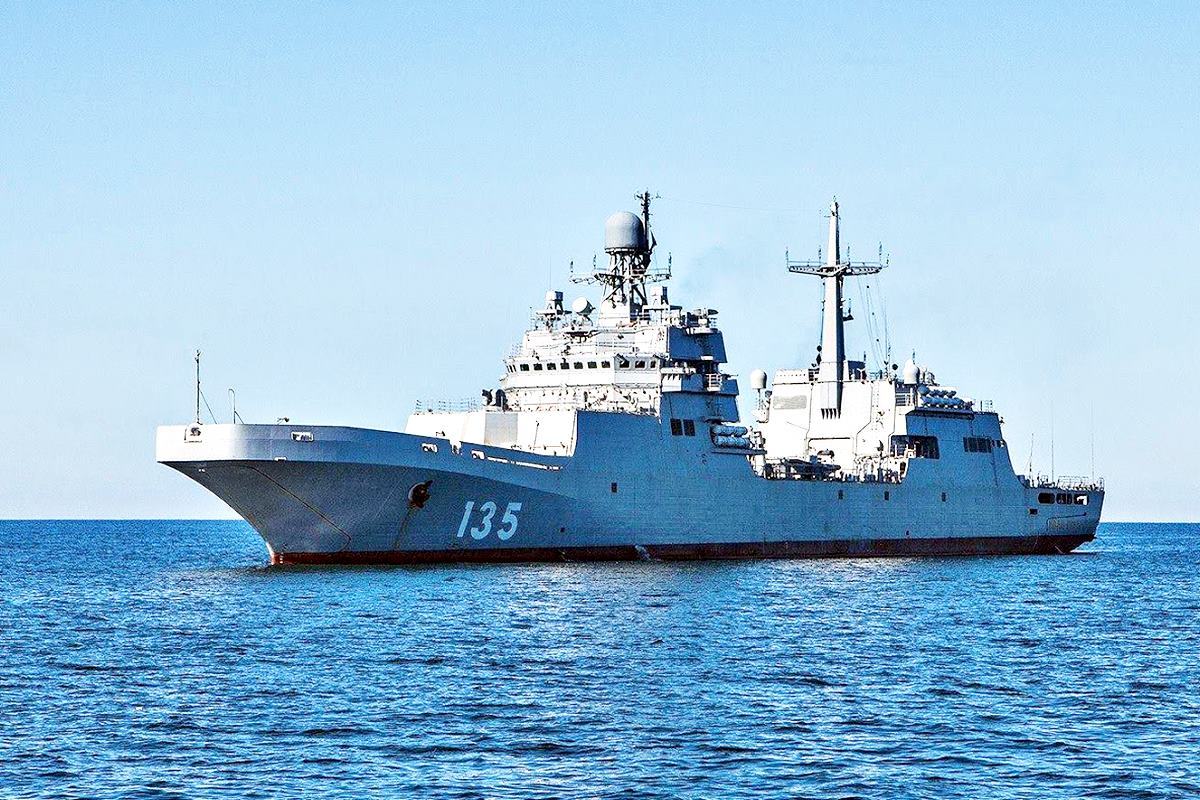 이반 그렌급 상륙함 러시아 해군.jpg