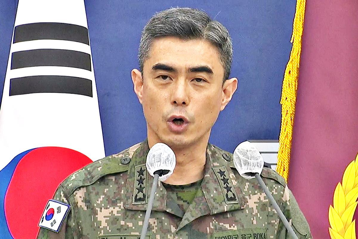 무인기 격추 실패 당시 사과하는 강신철 함동참모본부 작전본부장 YTN.jpg