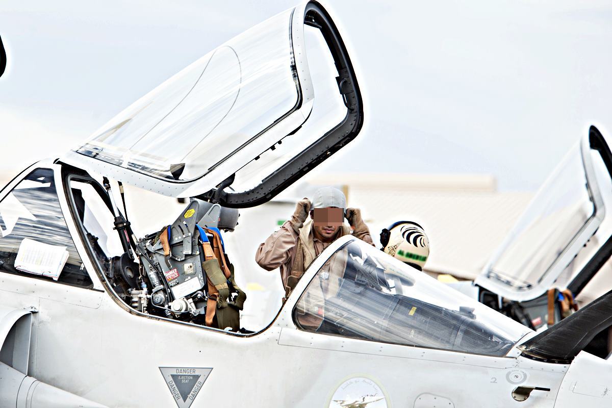 훈련을 진행 중인 미라지 2000 사건과 무관한 사진 비겐의 무기사진.jpg