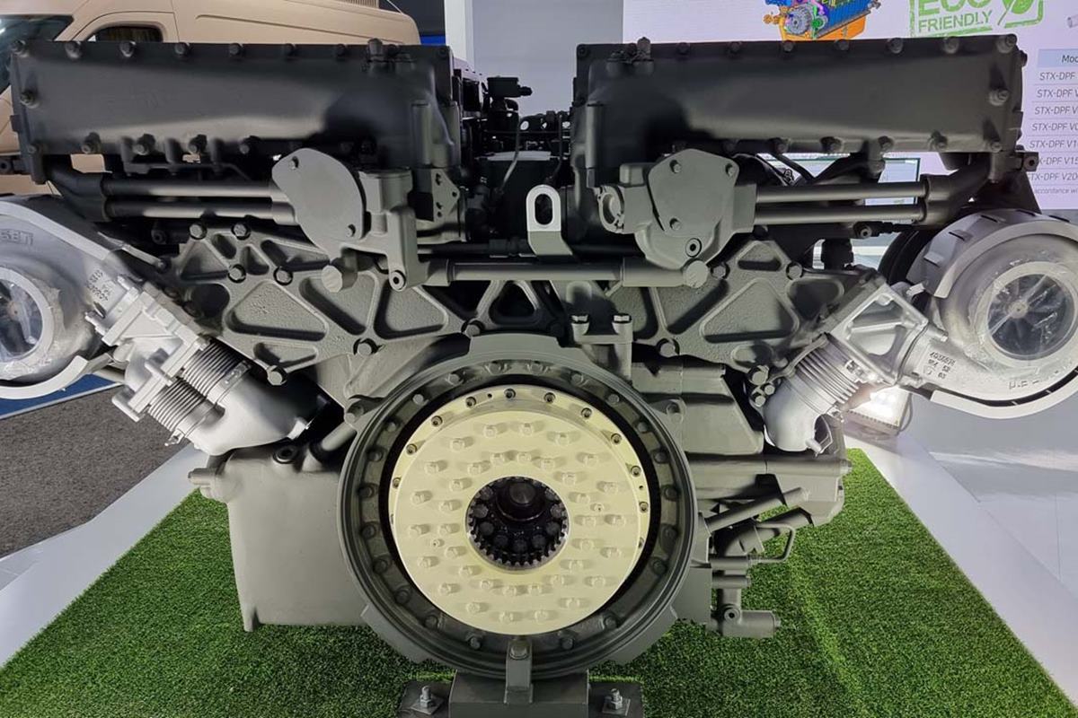 자체 개발된 STX 엔진.jpg