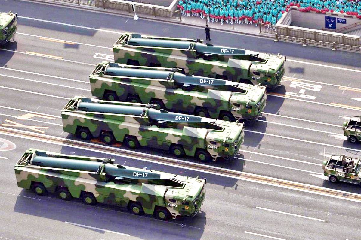 중국 극초음속 미사일 DF-17 TOPWAR.jpg