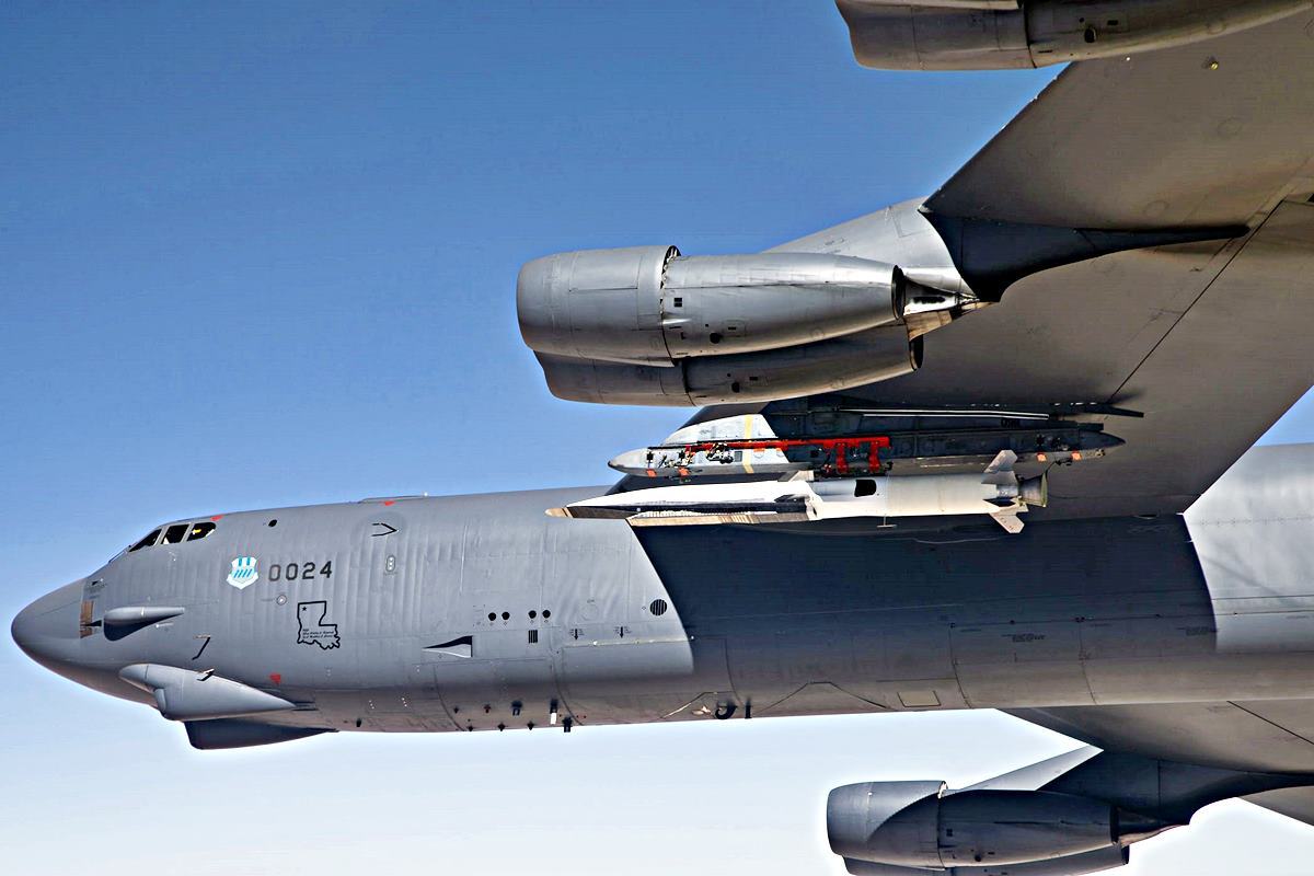 미국의 극초음속 미사일 CNBC.jpg