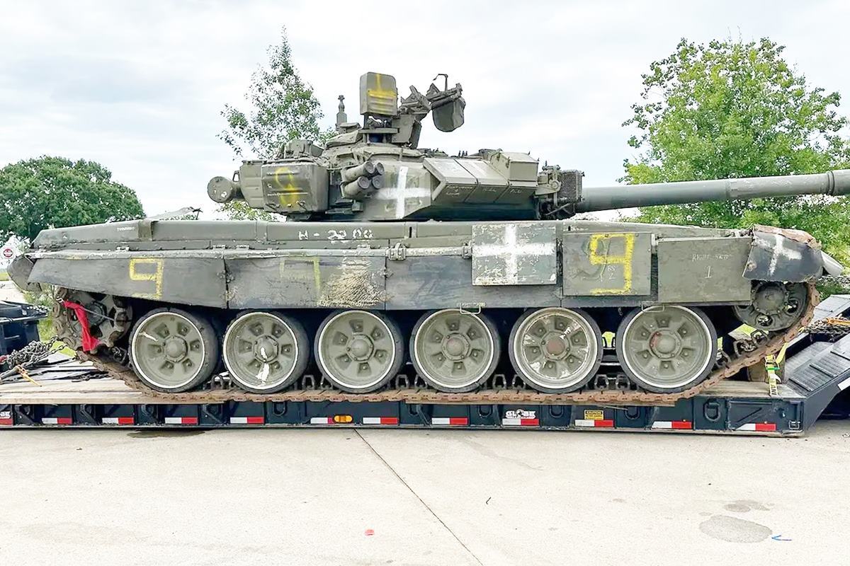 미국으로 보내질 T-90A 전차.jpg