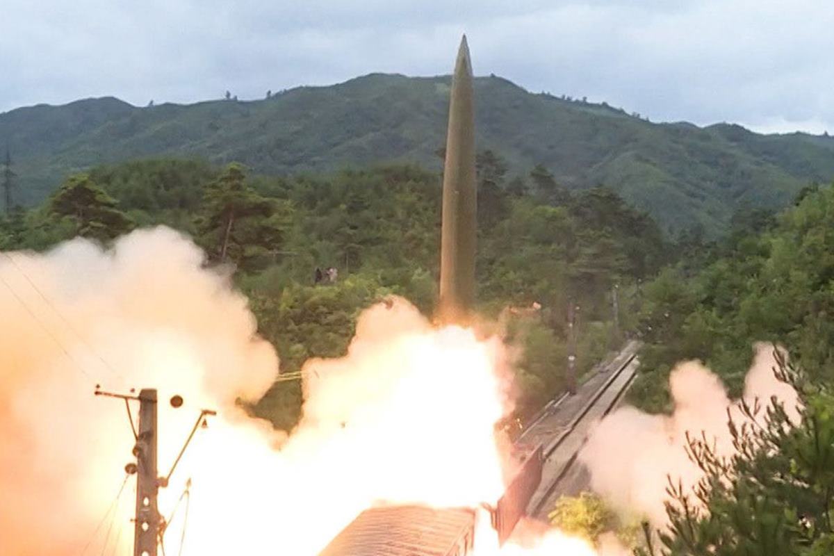 기차에서 발사한 지대공 미사일 SBS 뉴스.jpg