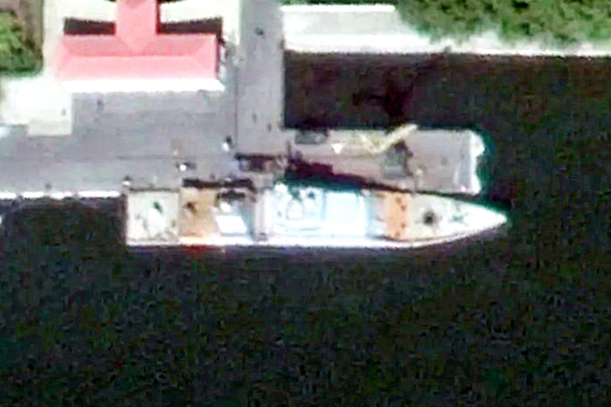 북한이 보유한 것으로 추측되는 최신 남포급 호위함 구글어스.jpg