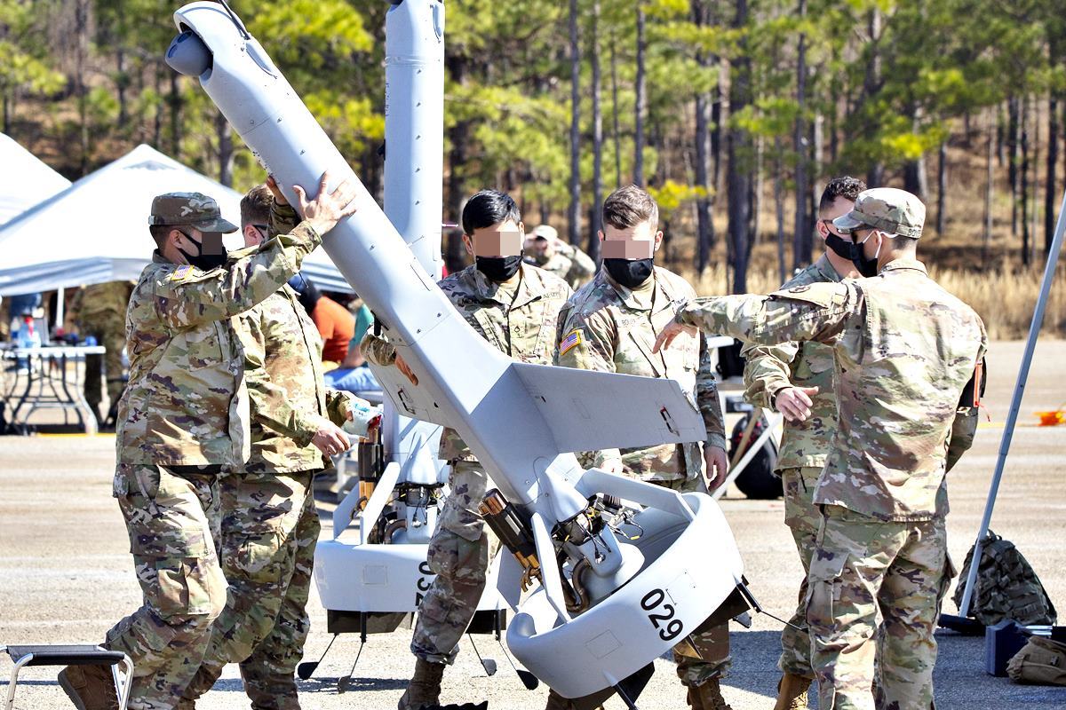 수직 이착륙 드론 Breaking Defense.jpg