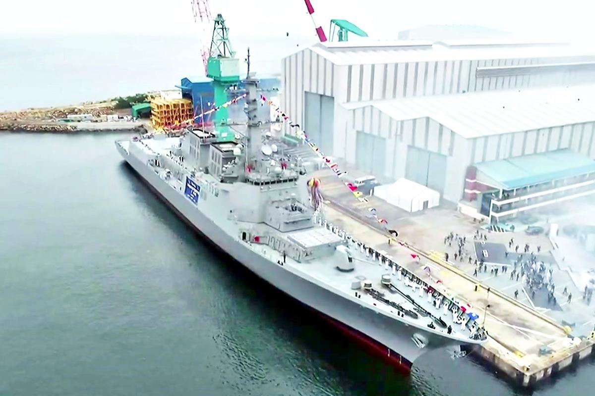 한국 해군 최신 이지스함인 정조대왕함 YTN.jpg