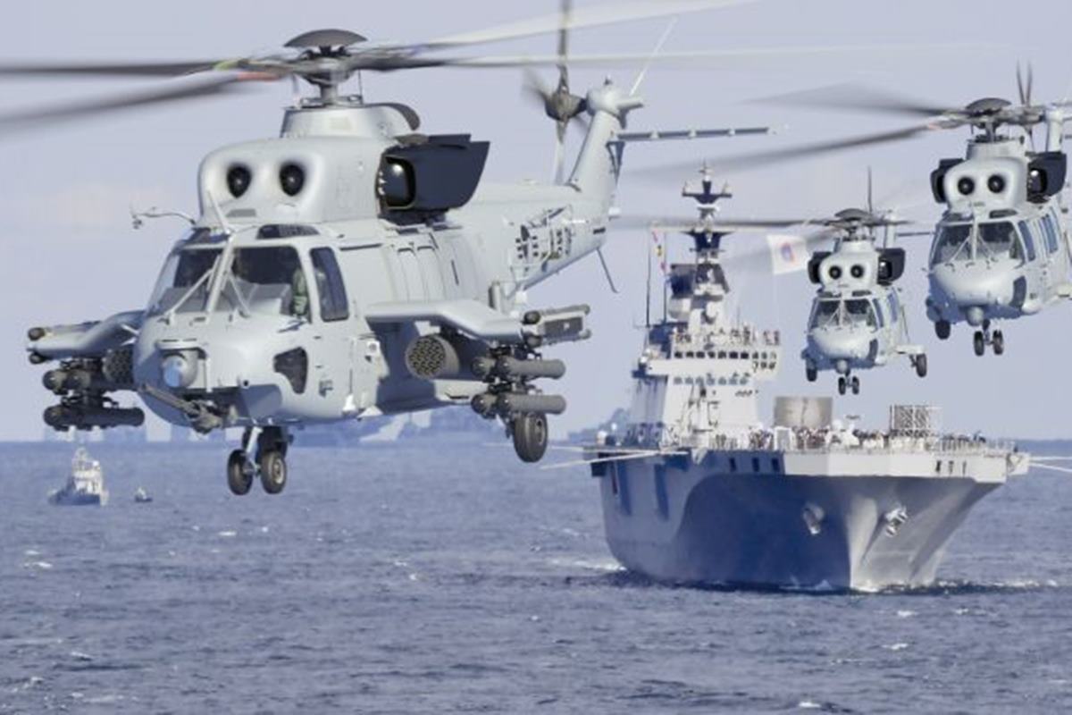 마린온 공격헬기와 수송헬기들.jpg