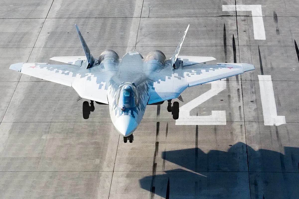 러시아의 Su-57 사진 출처 = 'The Drive'.jpg