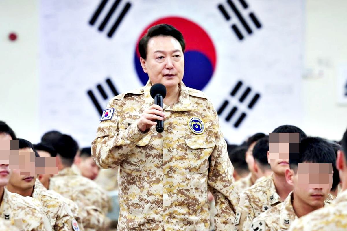 격려 연설 중인 윤석열 대통령.jpg