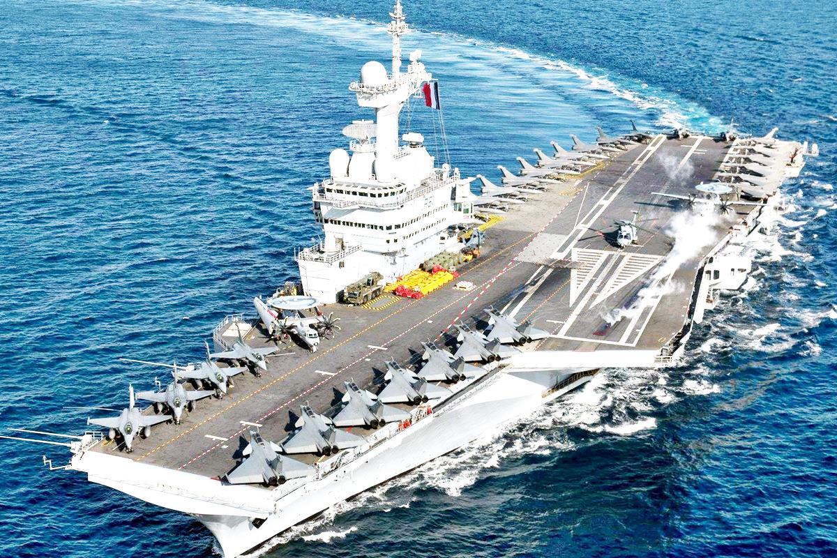 샤를 드골급 항공모함 SeaForces.jpg