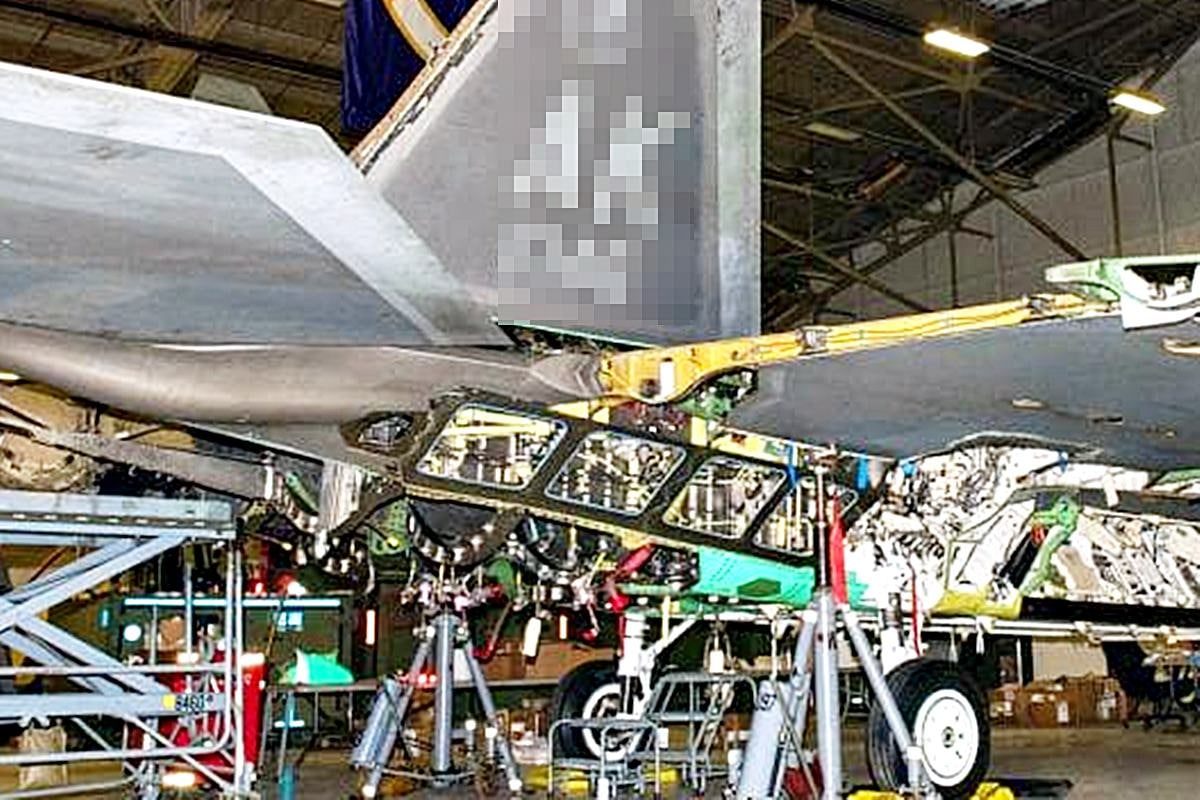 F-35 동체착륙.jpg