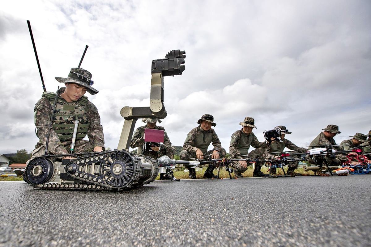 드론봇전투부대 조선일보.jpg
