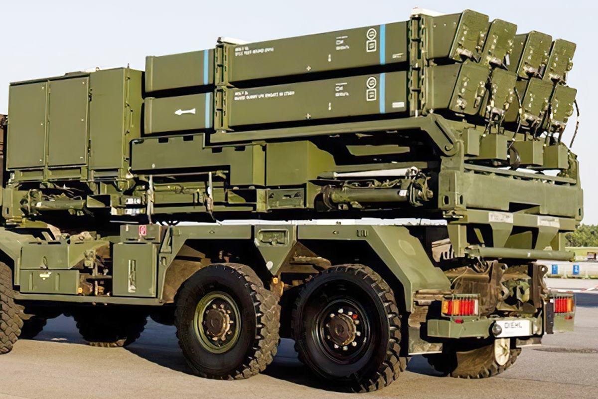 독일 아이리스 방공 미사일 사진 출처 = 'Milinua'.jpg