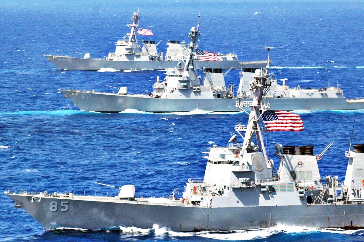 알레이 버크급 미사일 순양함 Seaforces.jpg