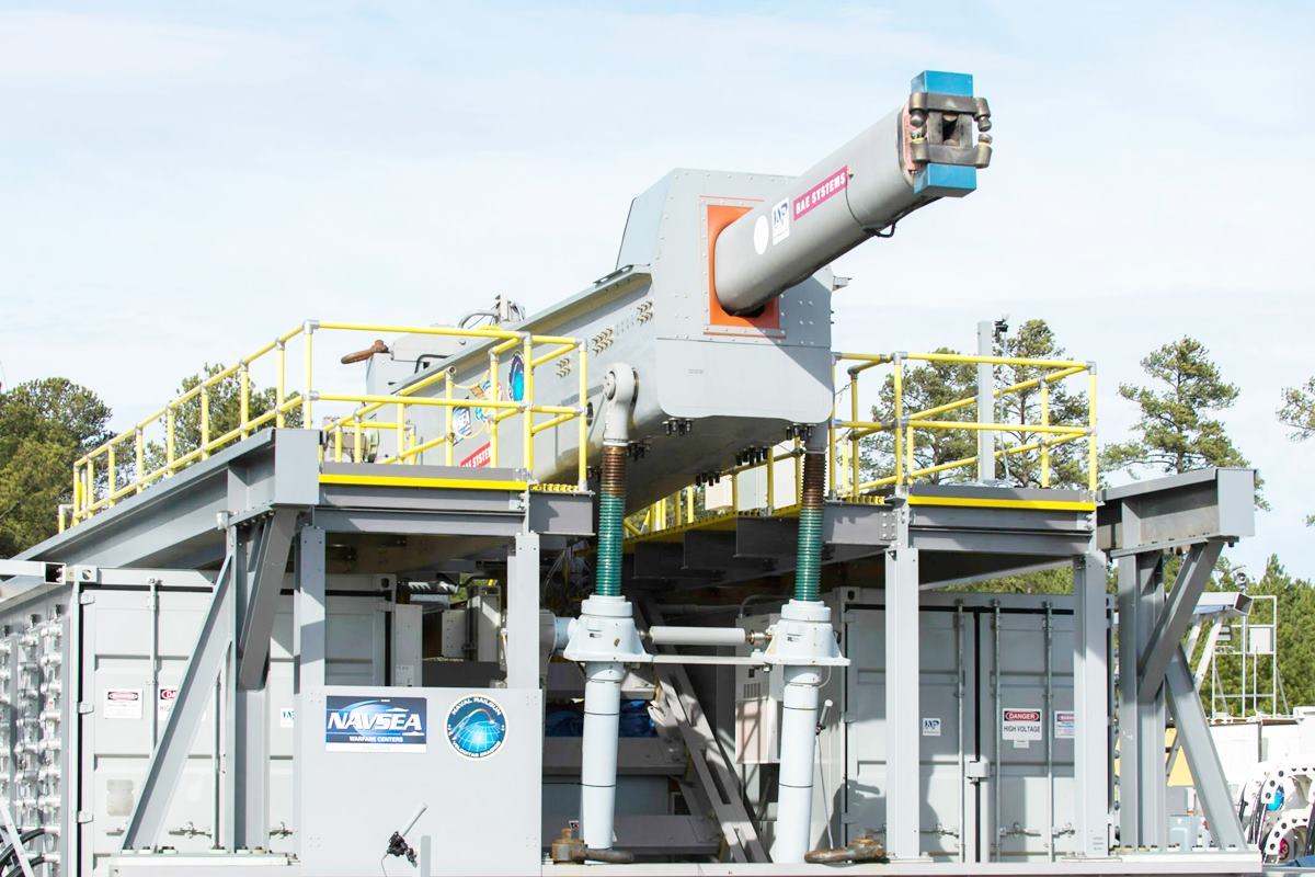 미국 레일건 Task & Purpose.jpg