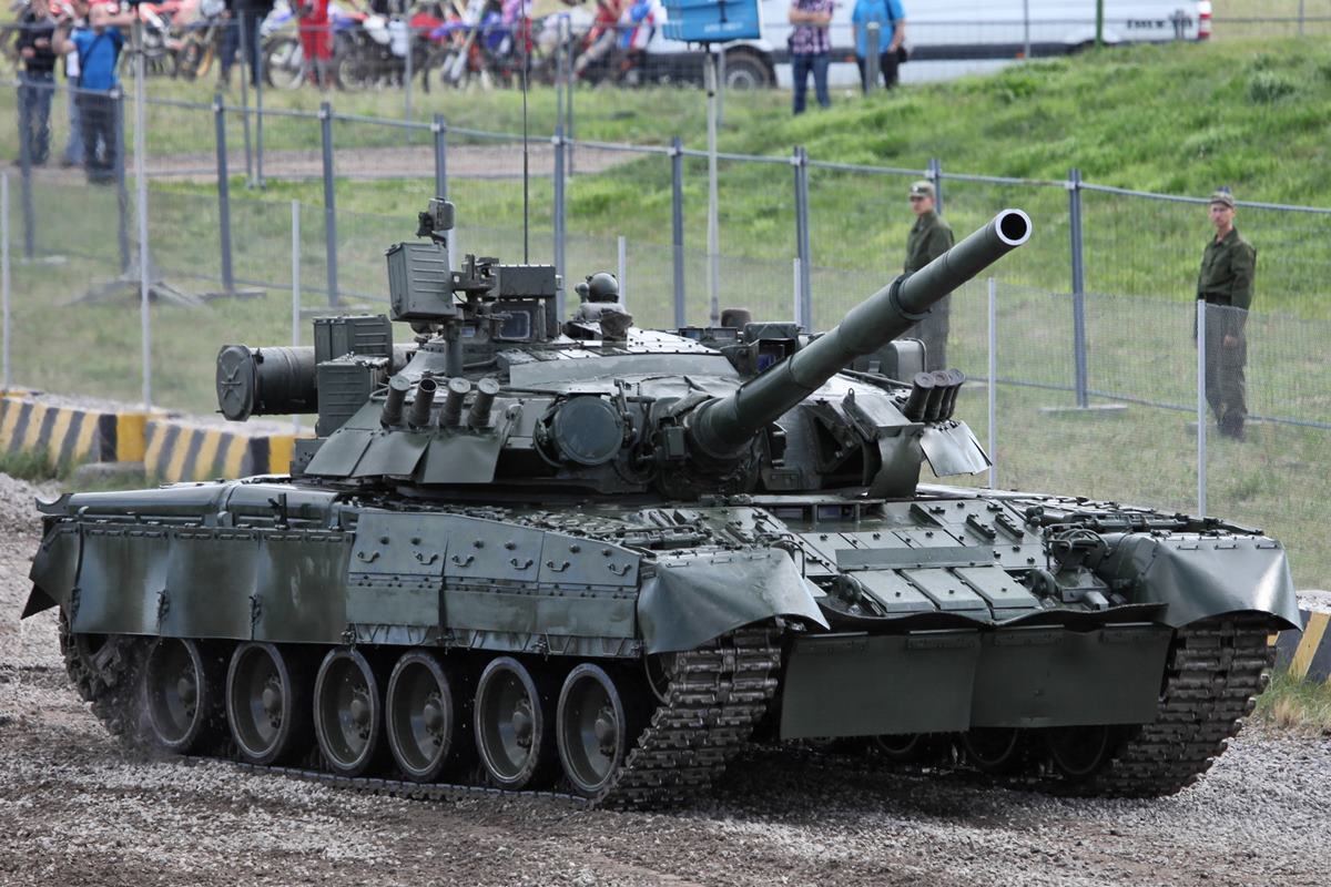 T-80U 전차.jpg