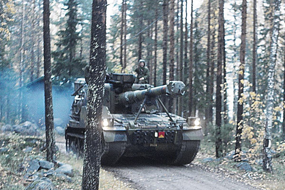 달리는 반드카논 1 forsvarsmakten.jpg