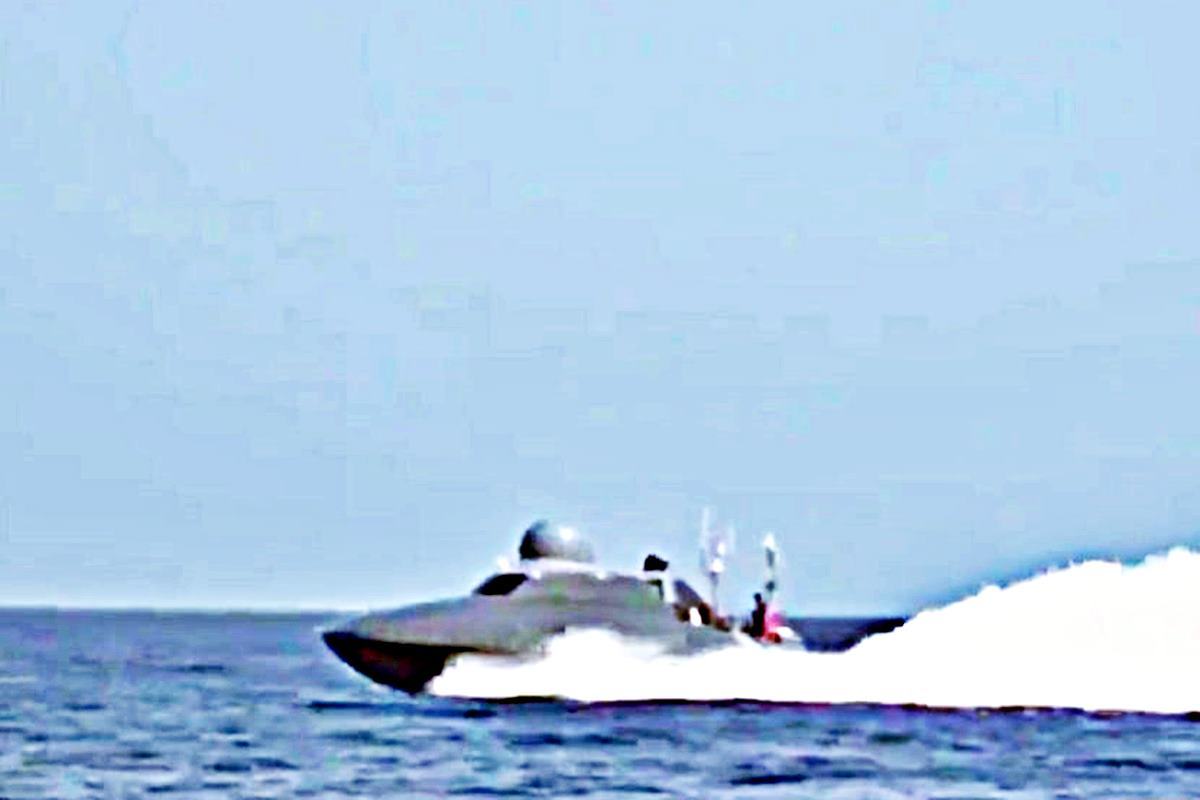 나와브 지대공 미사일 보트 Eurasian Times (2).jpg