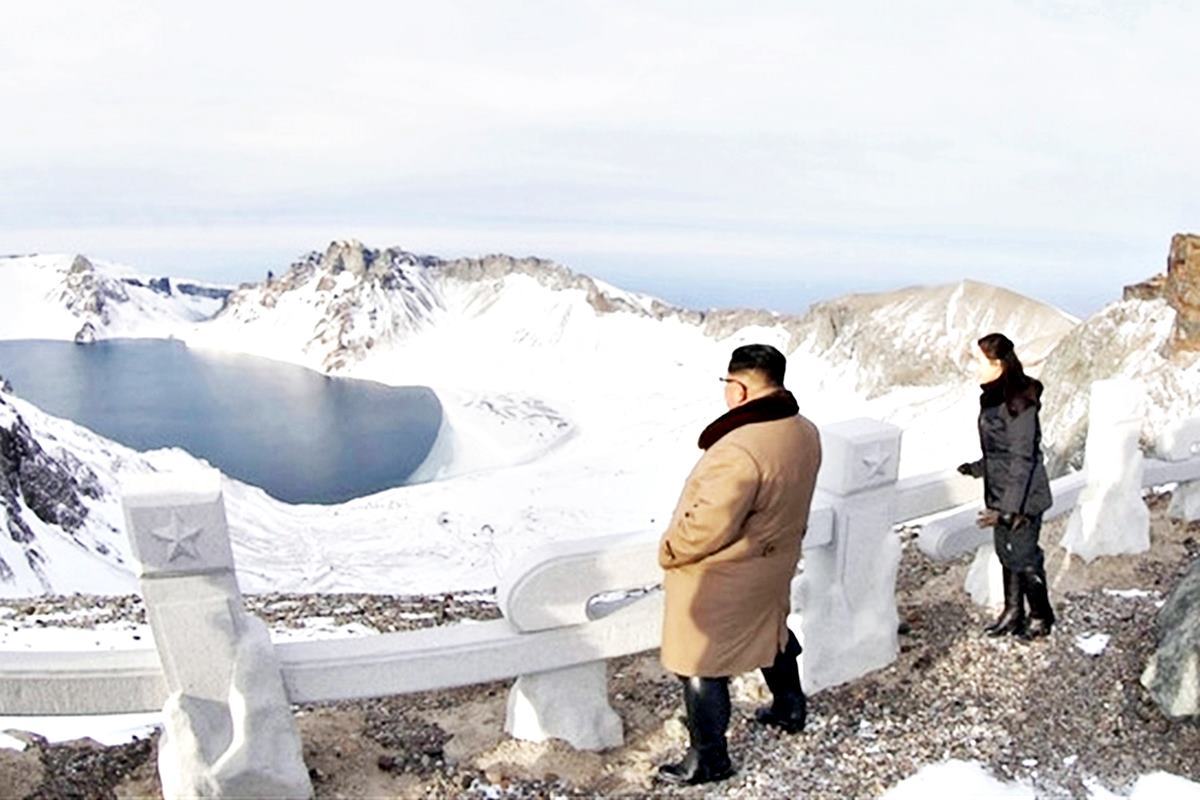 백두산을 방문한 김정은 오마이뉴스.jpg