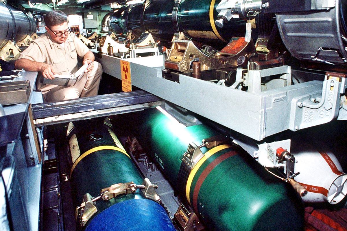 잠수함에 장착된 마크 48 중어뢰 Seaforces.jpg