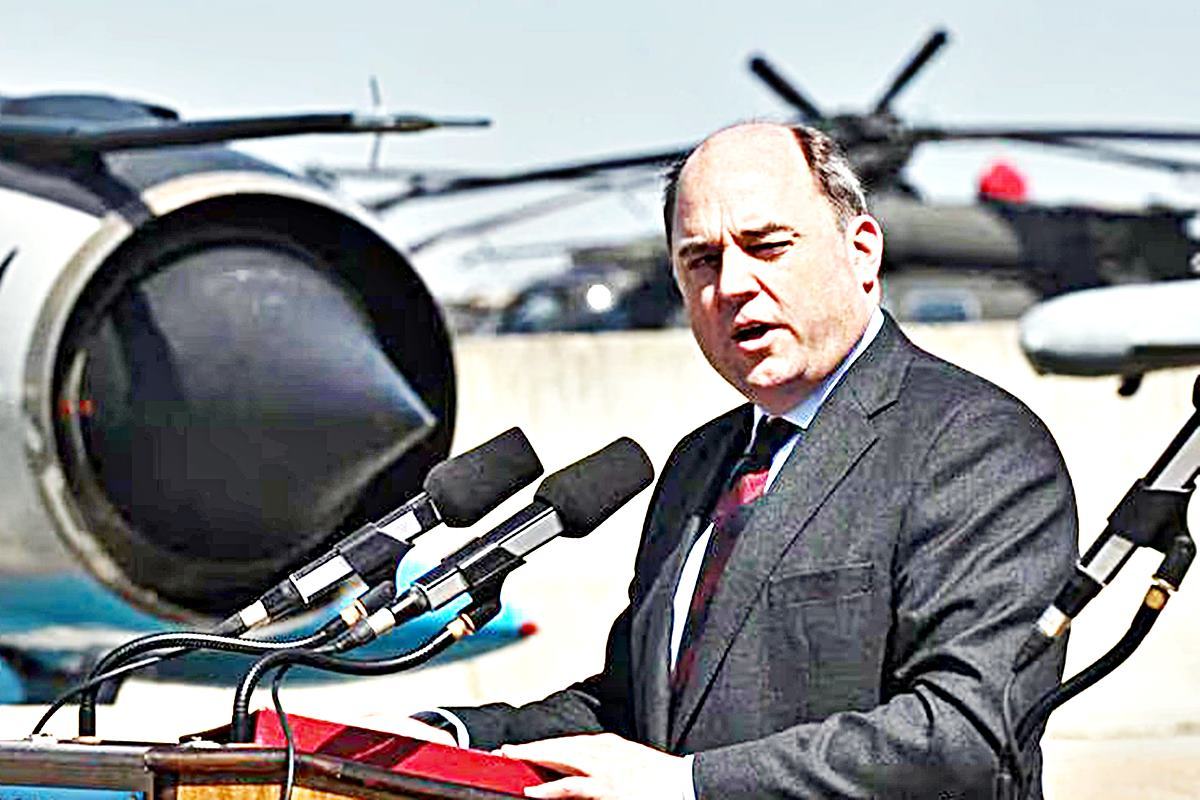 벤 윌리스 영국 국방부 장관 AFP.jpg