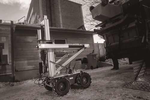 1807 ana play1 5.jpg