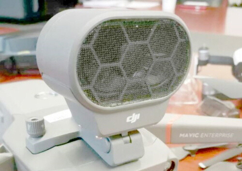 180808 inside_speaker.jpg