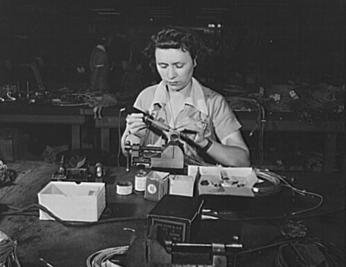 181204 soldering.jpg