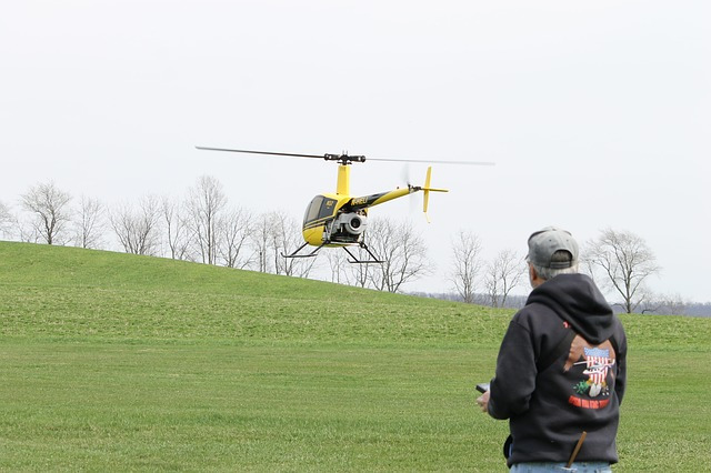 7_helicopter-954757_640.jpg