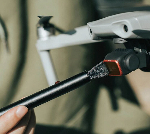 200721 cleaning_pen.jpg