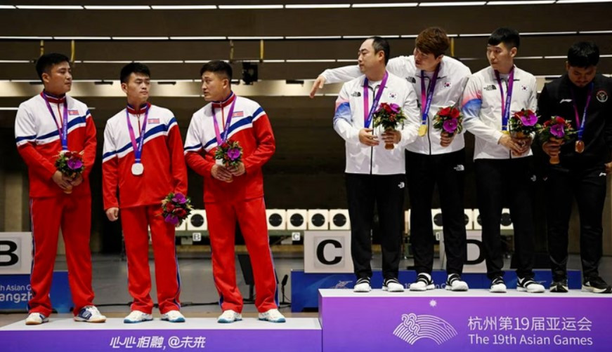 사진1 출처 로이터.jpg