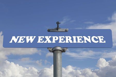 25757230-새로운-경험-도로-표지판.jpg